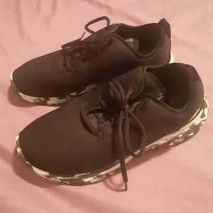 Black Scuba Sketchers Sneakers
